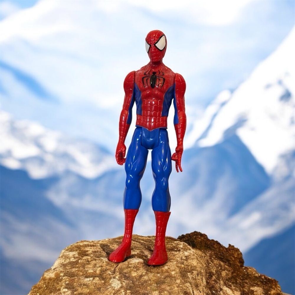 Vintage 2013 Marvel Spiderman Action Figure - 11" Titan Hero Series